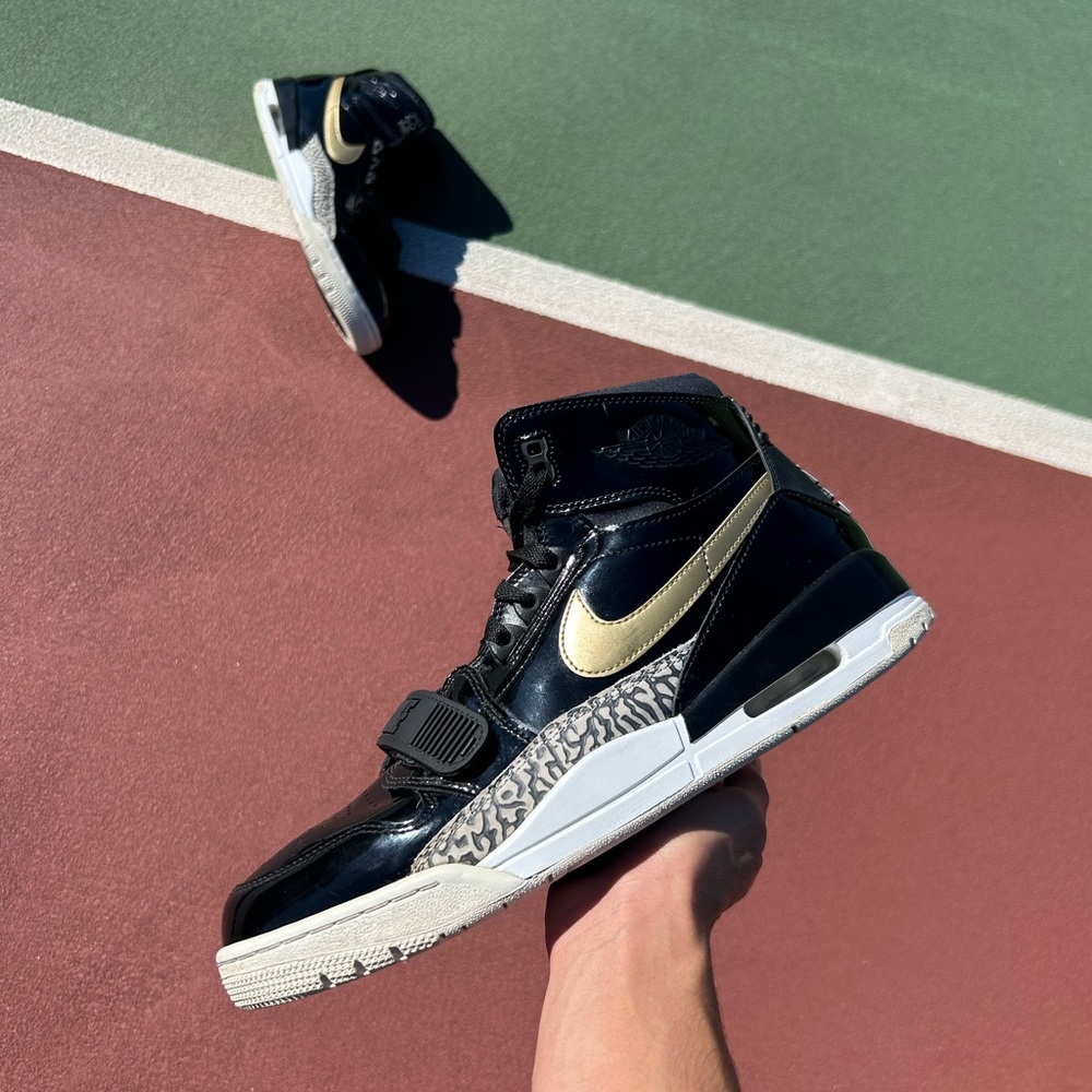 ❌SOLD❌Jordan Legacy 312 ‘Black Gold’